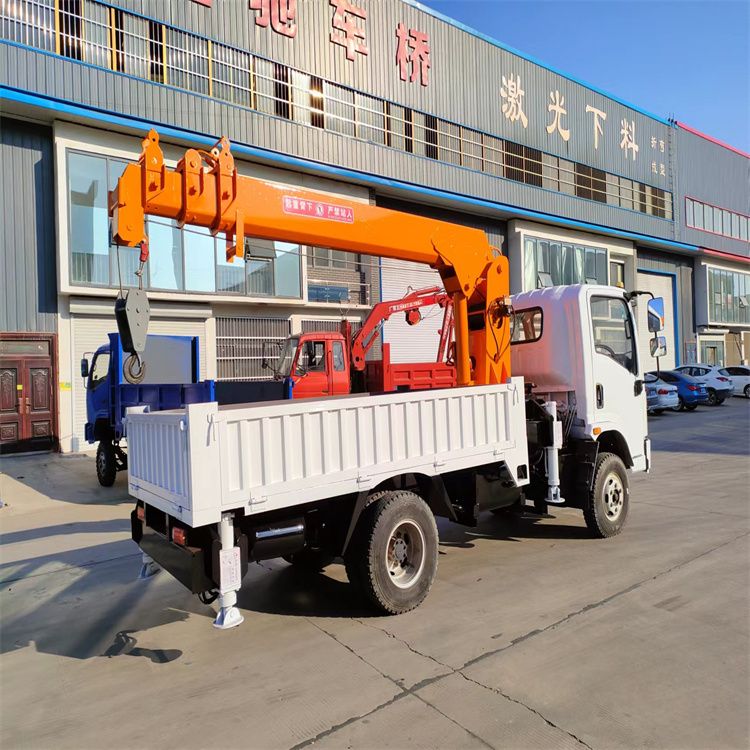 大埤乡三轮随车吊定制 农用改装机自备吊中瑞长期出售